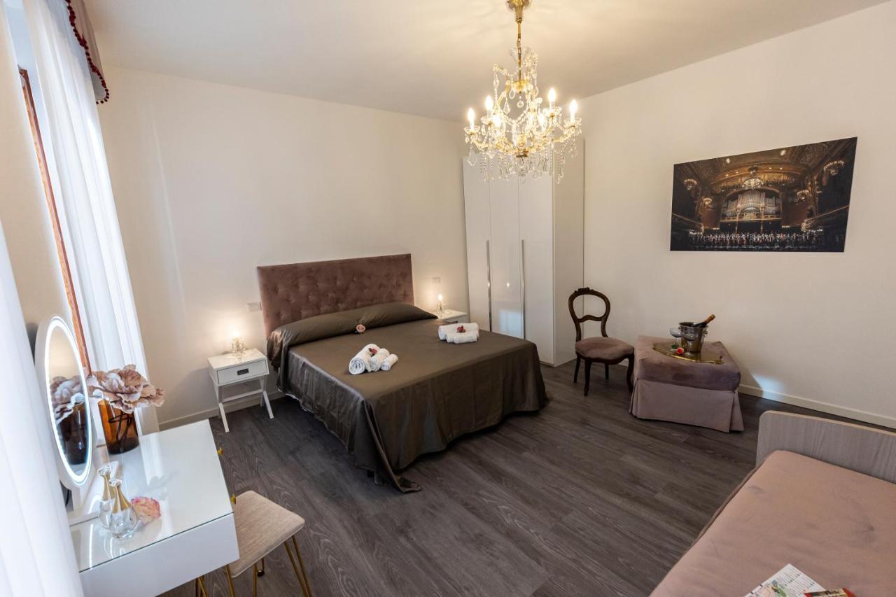 Sinfonia 23 Hotel Ravenna Luaran gambar
